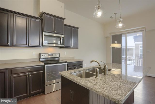 682 WHITETAIL DR, Hummelstown, PA 17036