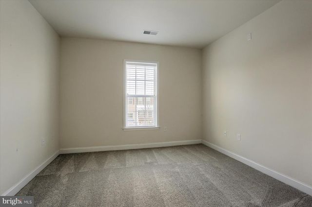 682 WHITETAIL DR, Hummelstown, PA 17036