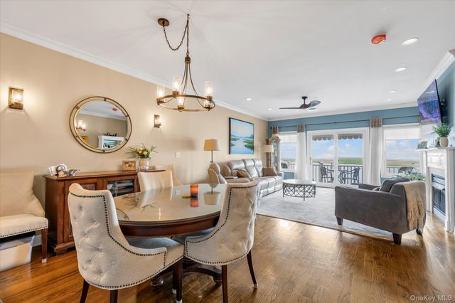 100 Empire Boulevard 13, Island Park, NY 11558