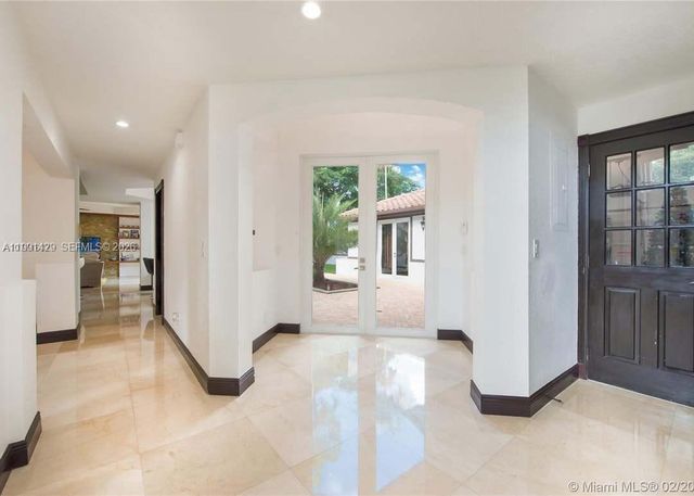 8164 SW 171st St, Palmetto Bay, FL 33157