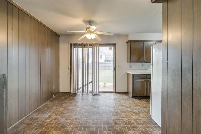 200 E Beech Avenue, Yukon, OK 73099