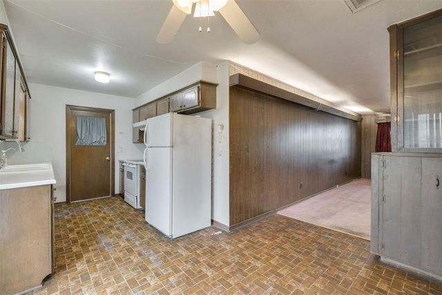 200 E Beech Avenue, Yukon, OK 73099