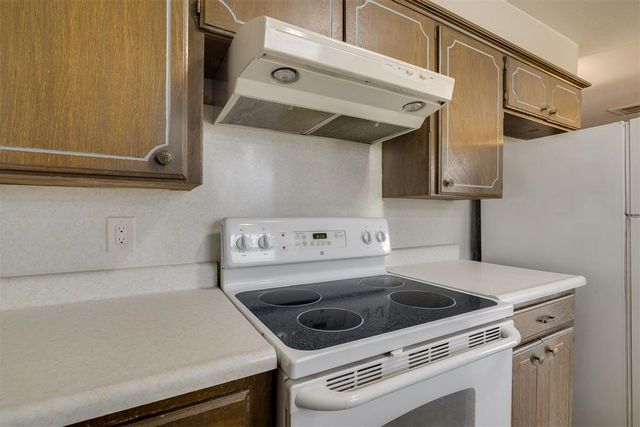 200 E Beech Avenue, Yukon, OK 73099