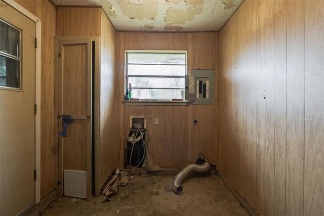 200 E Beech Avenue, Yukon, OK 73099