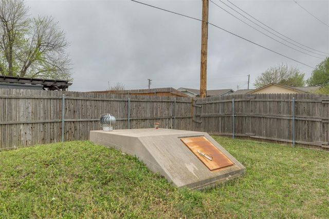 200 E Beech Avenue, Yukon, OK 73099