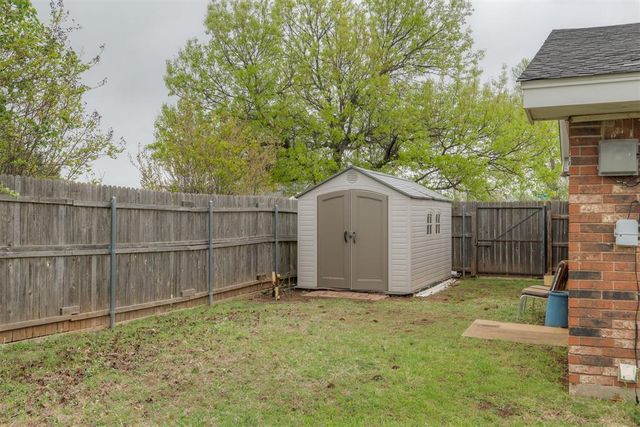 200 E Beech Avenue, Yukon, OK 73099