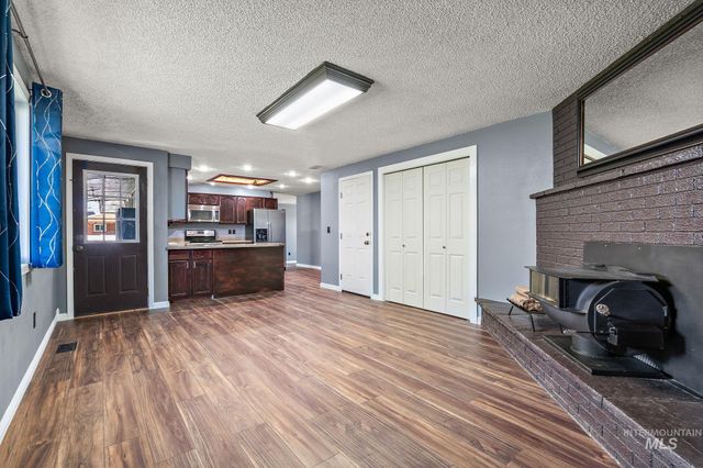 65 S Skye Dr., Nampa, ID 83651