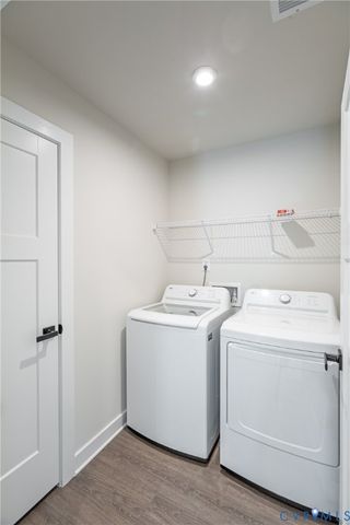 1943 Enon Station Dr, Chester, VA 23836