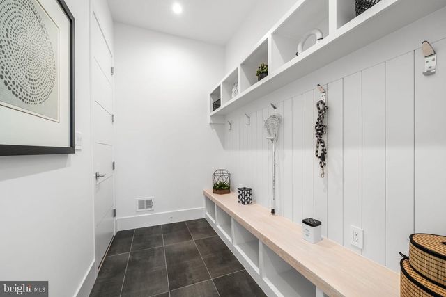 4810 3RD ST N, Arlington, VA 22203