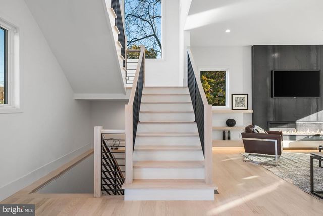 4810 3RD ST N, Arlington, VA 22203