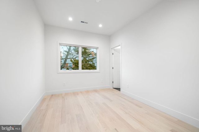 4810 3RD ST N, Arlington, VA 22203