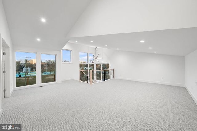 4810 3RD ST N, Arlington, VA 22203