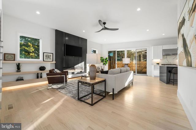 4810 3RD ST N, Arlington, VA 22203