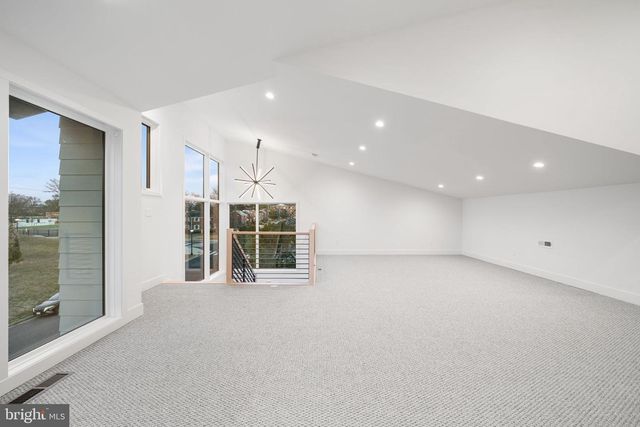 4810 3RD ST N, Arlington, VA 22203