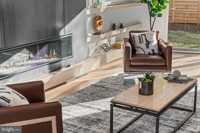 4810 3RD ST N, Arlington, VA 22203