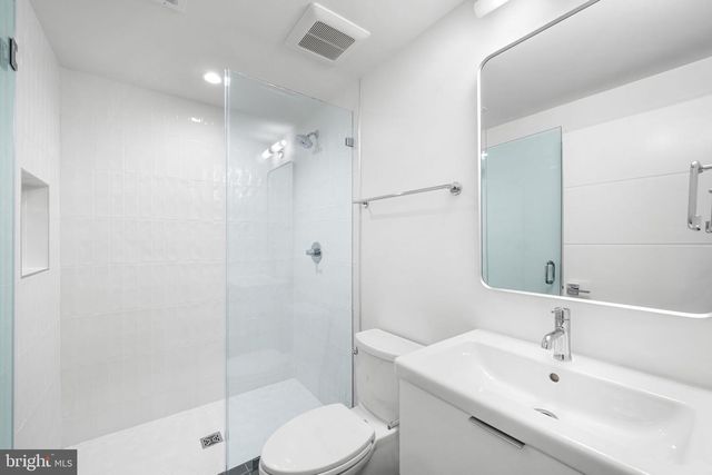 4810 3RD ST N, Arlington, VA 22203