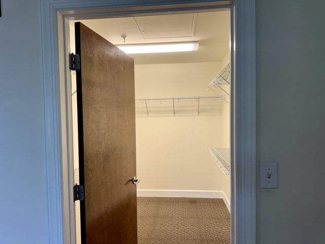 800 Woodland St Apt 304, Nashville, TN 37206