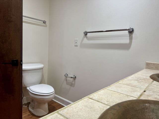800 Woodland St Apt 304, Nashville, TN 37206