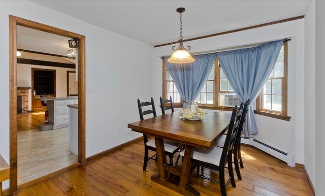 4 Caroline Cir, Palmer, MA 01069