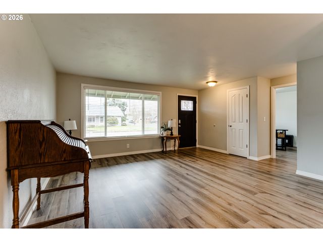 3924 JOSH St, Eugene, OR 97402