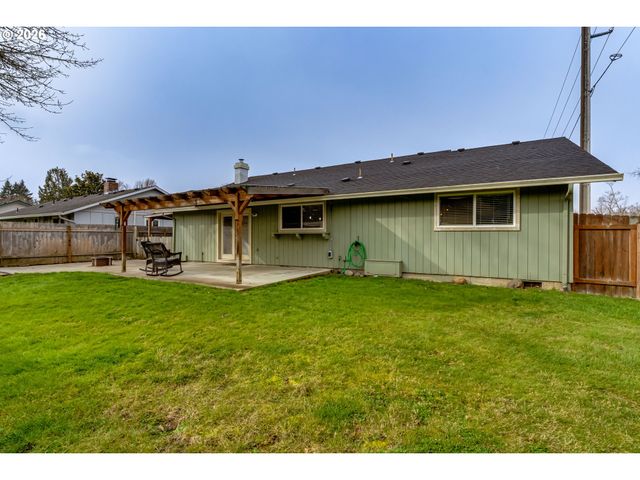 3924 JOSH St, Eugene, OR 97402