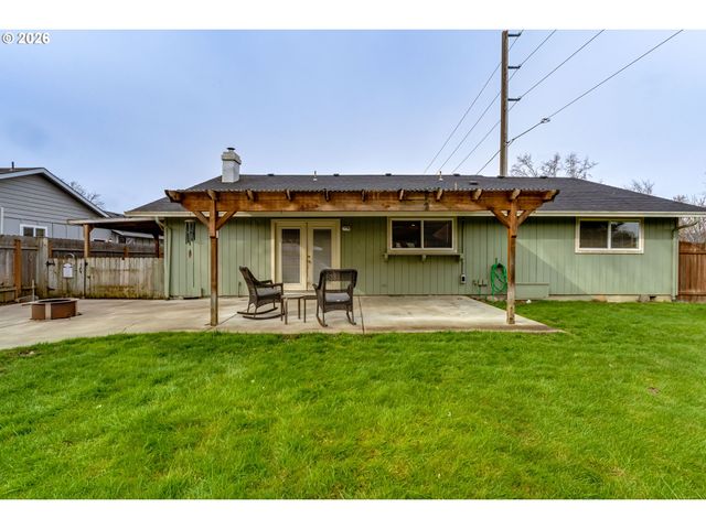 3924 JOSH St, Eugene, OR 97402