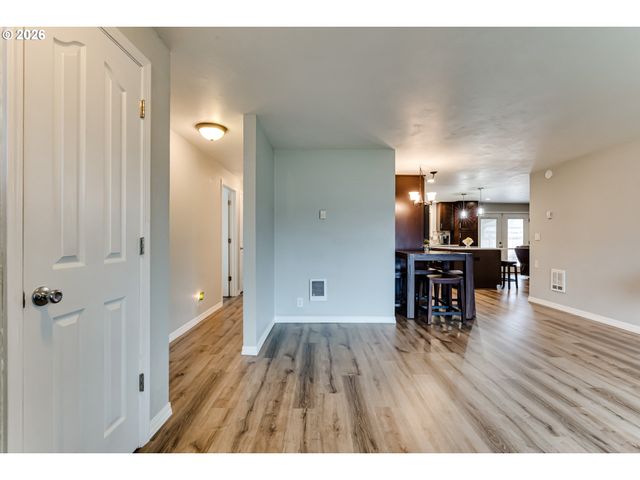 3924 JOSH St, Eugene, OR 97402