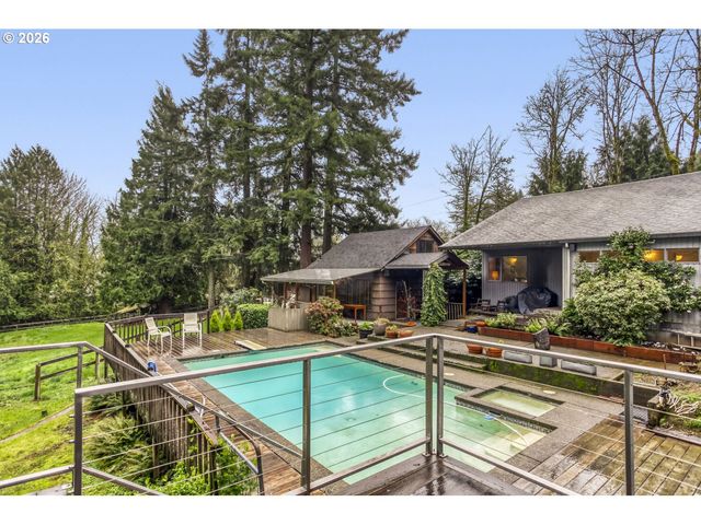 1000 FOREST MEADOWS Way, Lake Oswego, OR 97034