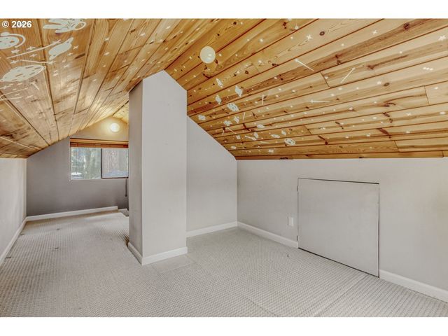 1000 FOREST MEADOWS Way, Lake Oswego, OR 97034