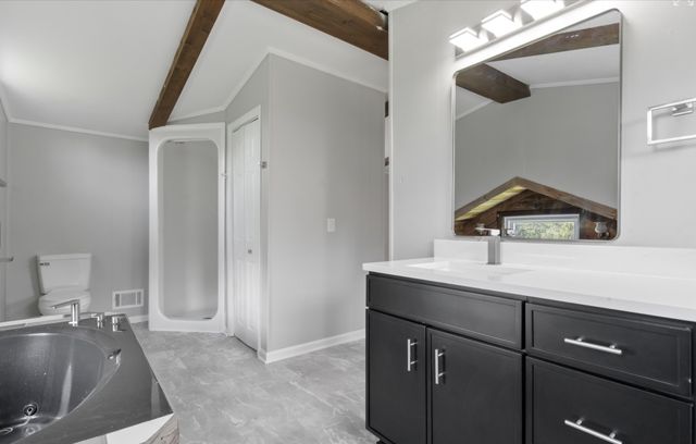 11065 New cut off Rd, Bon Aqua, TN 37025