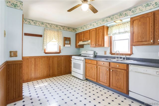 105 Nokomis Parkway, Cheektowaga, NY 14225