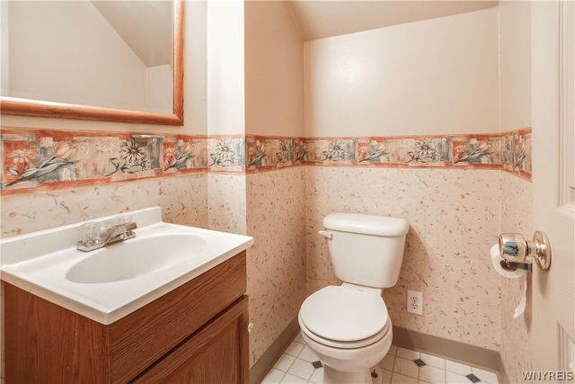 105 Nokomis Parkway, Cheektowaga, NY 14225