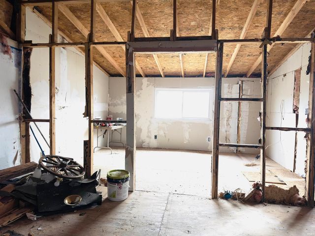 467 Rivervale Cabin Road, Bedford, IN 47421