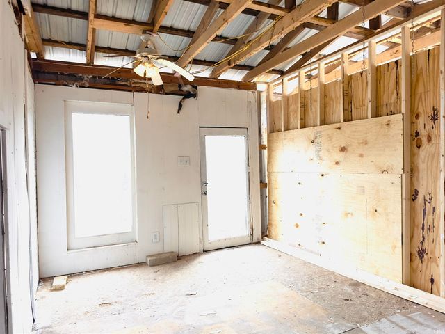 467 Rivervale Cabin Road, Bedford, IN 47421