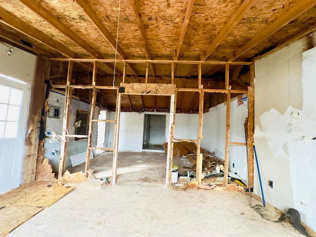 467 Rivervale Cabin Road, Bedford, IN 47421