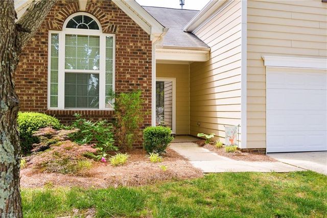 2464 Birch View Drive, High Point, NC 27265