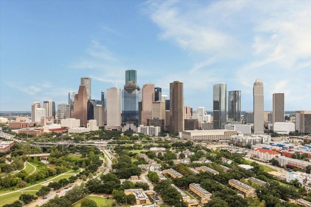 1711 Allen Parkway 2701, Houston, TX 77019