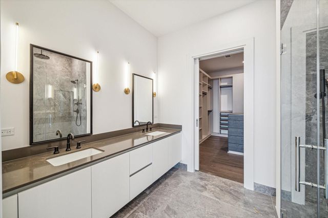 1711 Allen Parkway 2701, Houston, TX 77019