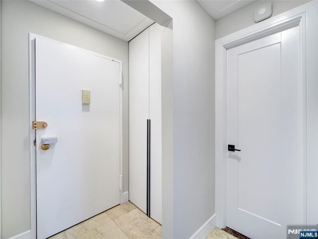 250 Gorge Road 29L, Cliffside Park, NJ 07010