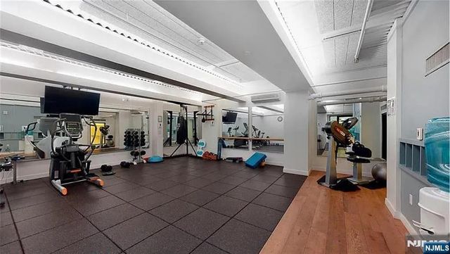 250 Gorge Road 29L, Cliffside Park, NJ 07010