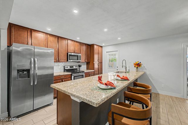 2332 E RIVIERA Drive, Tempe, AZ 85282