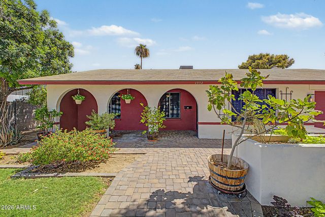 2332 E RIVIERA Drive, Tempe, AZ 85282