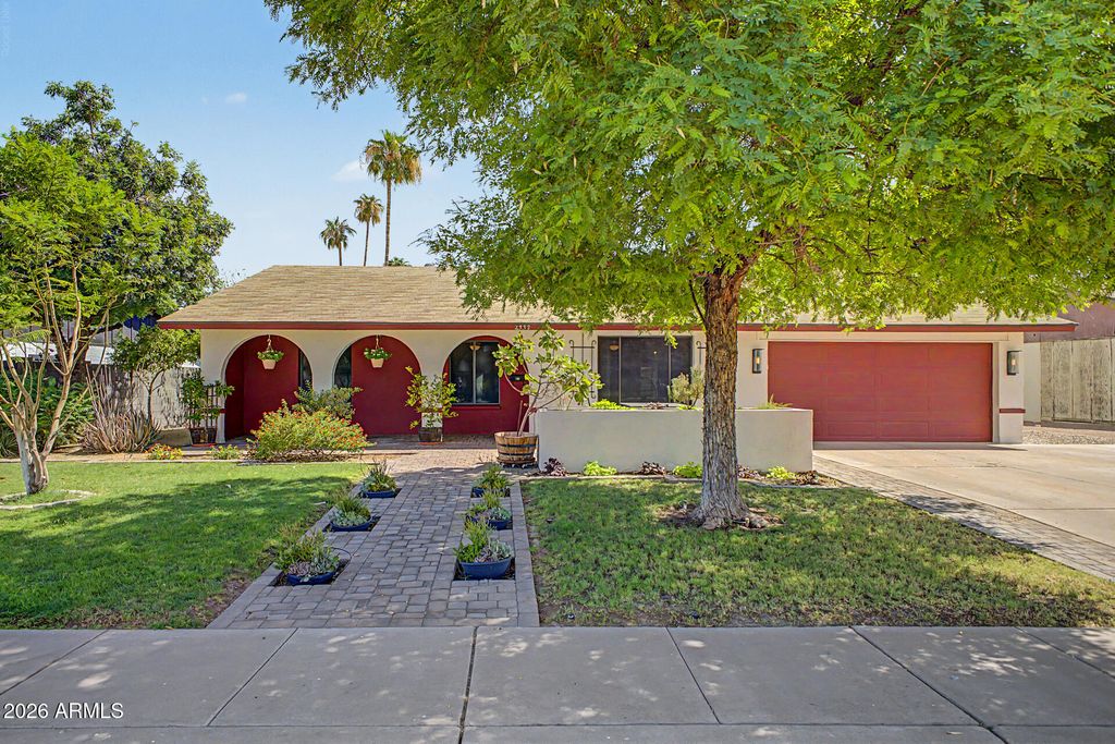 2332 E RIVIERA Drive, Tempe, AZ 85282