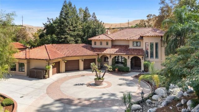 14025 Yokuts, Bakersfield, CA 93306