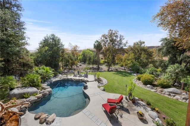 14025 Yokuts, Bakersfield, CA 93306