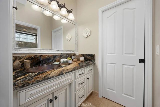 14025 Yokuts, Bakersfield, CA 93306