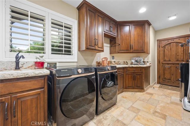 14025 Yokuts, Bakersfield, CA 93306