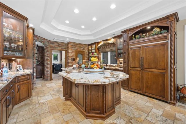 14025 Yokuts, Bakersfield, CA 93306