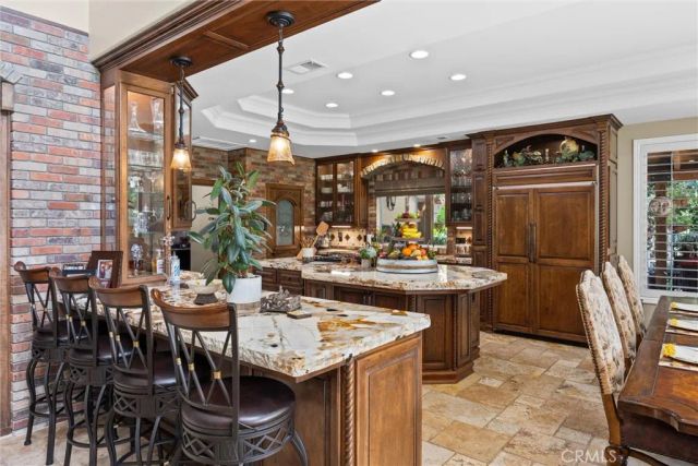 14025 Yokuts, Bakersfield, CA 93306