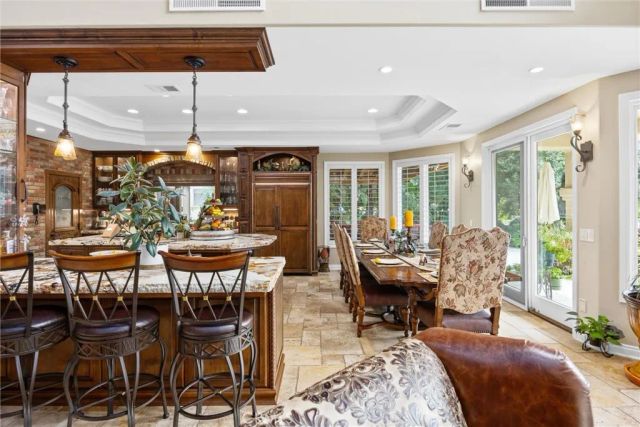 14025 Yokuts, Bakersfield, CA 93306